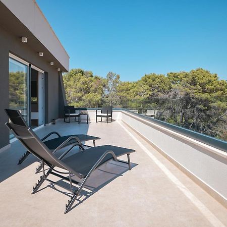 Rhapsody In Green - Luxury Villa In Zadar Crno Esterno foto