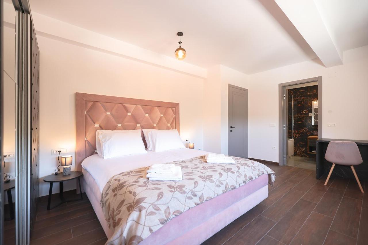 Rhapsody In Green - Luxury Villa In Zadar Crno Esterno foto