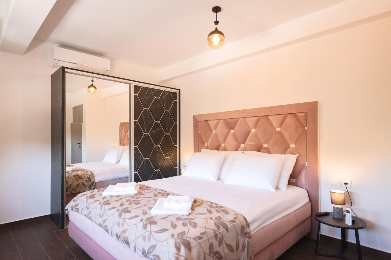 Rhapsody In Green - Luxury Villa In Zadar Crno Esterno foto