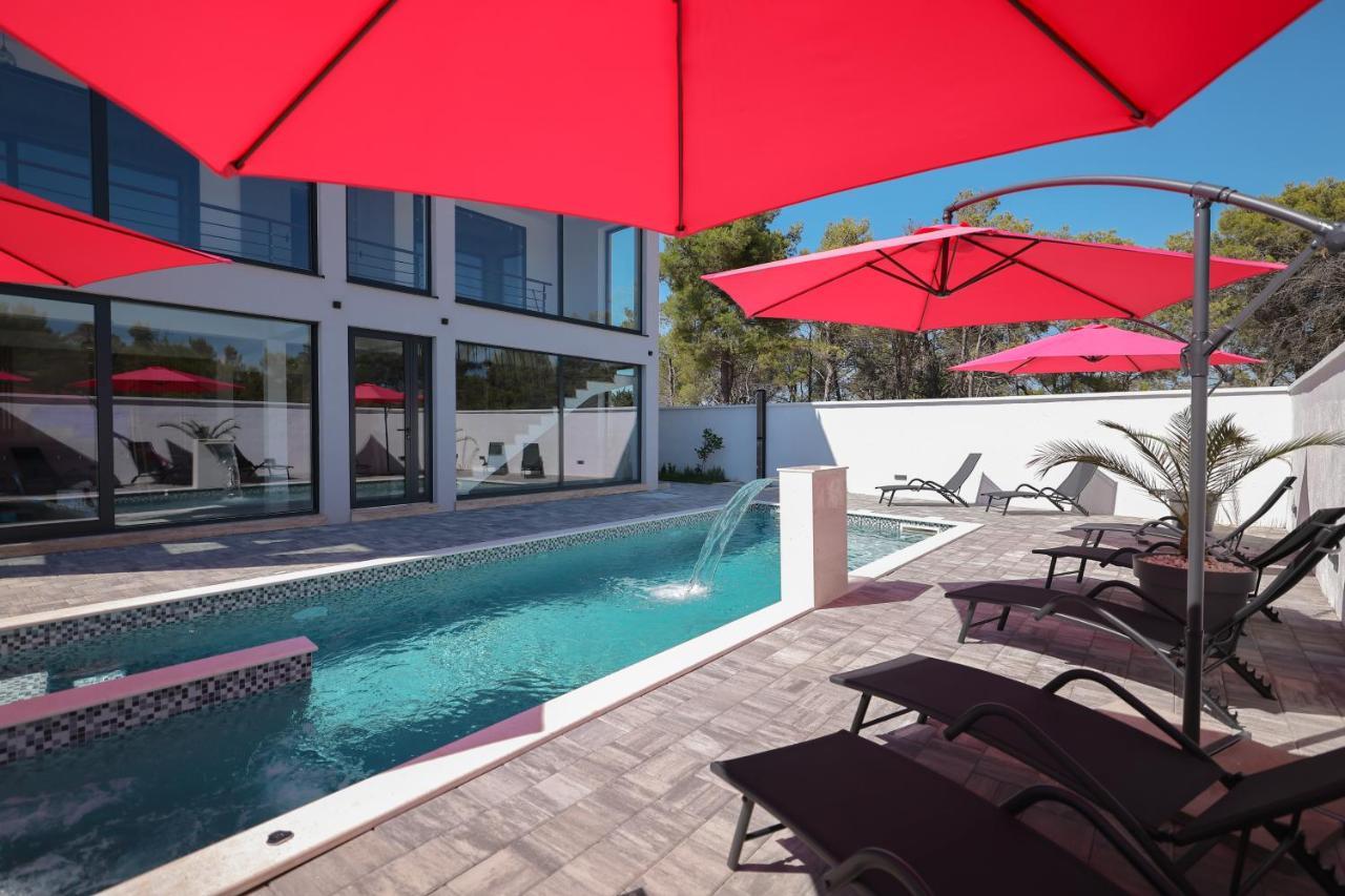 Rhapsody In Green - Luxury Villa In Zadar Crno Esterno foto