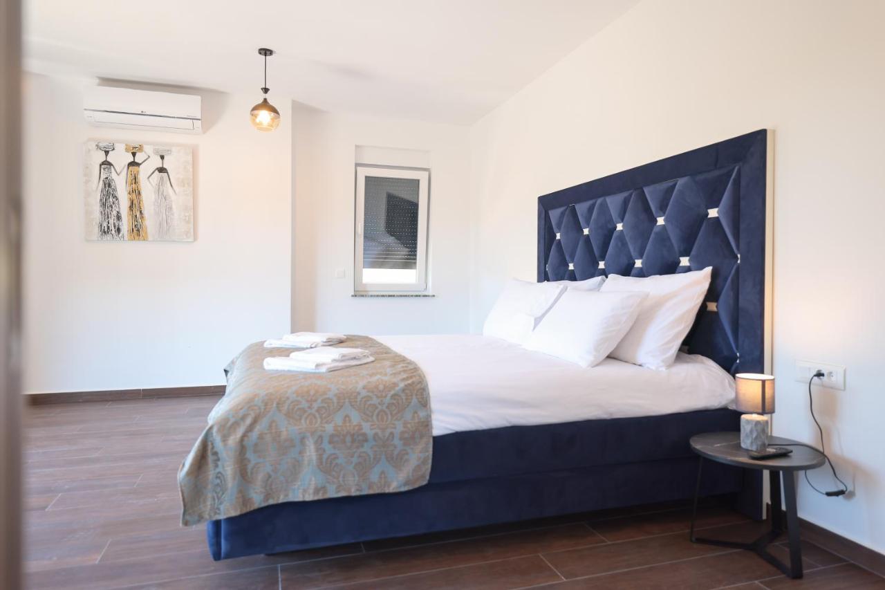 Rhapsody In Green - Luxury Villa In Zadar Crno Esterno foto