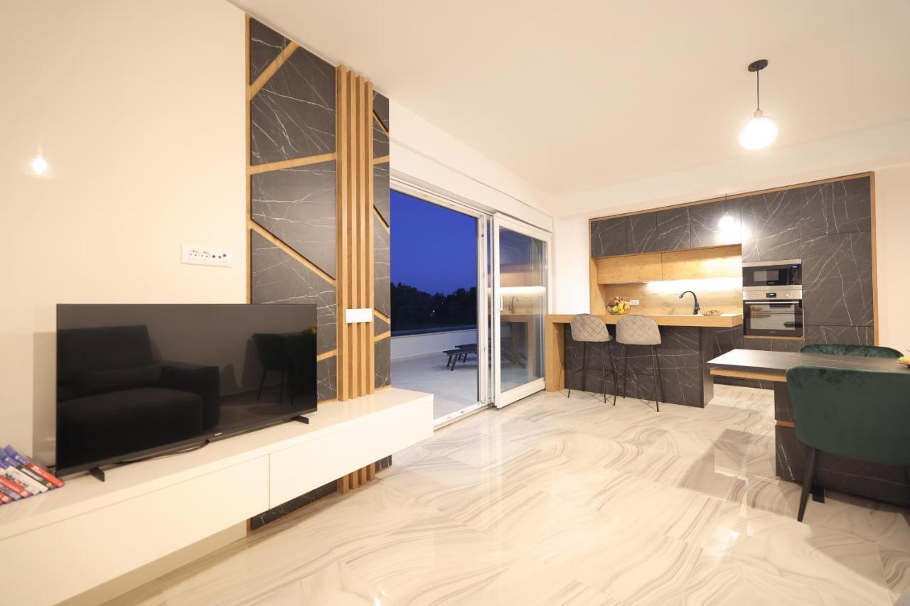 Rhapsody In Green - Luxury Villa In Zadar Crno Esterno foto